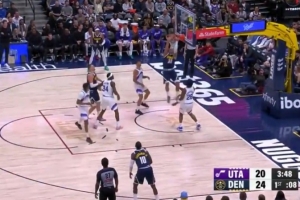 三叉戟配合！穆雷吊传&约基奇不停球抛传 戈登底线空接双手背扣