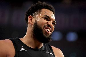 张佳玮：2年前戈贝尔+唐斯是能遮盖彼此弱点的天作之合 可惜了