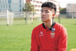 33岁李圣龙：没想到来B队第一场就梅开二度 温钧翔很有天赋