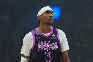 官方：杰登·麦克丹尼尔斯遭左膝髌腱炎&骨头挫伤 被列入每周观察