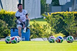 告别？阿根廷摄影师：这可能是梅西最后一次在阿根廷训练基地训练