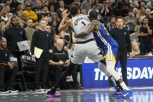 文班：追梦是我从小看着打球的那类球星 现在同场竞技感觉很奇妙