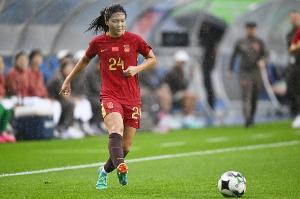 足球报：U20女足收获开门红，谢宗梅、王爱芳两位国脚作用关键
