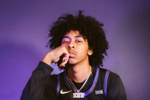 上海队记：西卡教练看过朱正的录像后 就停止了对同位置球员招募