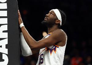 复出活力满满！马威替补20分钟 7中6拿到12分4板3帽