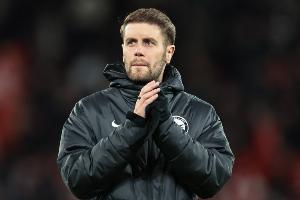 德天空：赫尔泽勒合同中有约1500万欧解约金条款，药厂已获悉此事