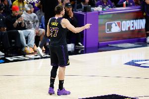 媒体人：东契奇MVP可能性清零 文班不爆亚历山大MVP基本稳了