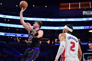 媒体人：活塞没坎宁安还有希望过首轮 湖人没东契奇就止步首轮了