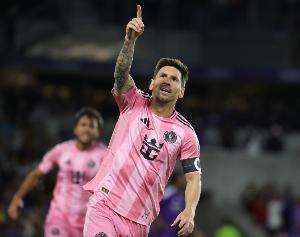 马斯切拉诺：除非出现突发状况，否者梅西肯定会在周六上场