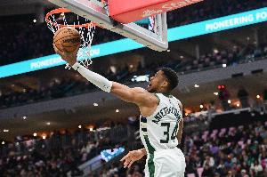 字母：我这个级别球员还得说公开说”我TMD想上场“？确实该调查