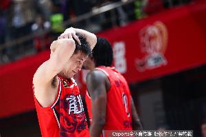 郭艾伦被诈骗千万！媒体人：这类新闻都在NBA看的 在CBA是头一回