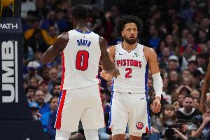 活塞两年半前遭遇NBA单赛季最长的28连败 而今天锁定了东部第一