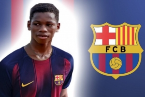 每体：巴萨与巴黎争夺一名马里年轻才俊，后者目前占优