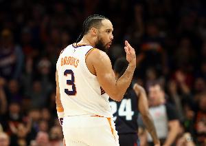 末节11分带队取胜！狄龙15中6拿到15分4板3助2断1帽