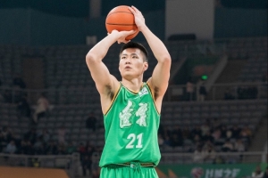 潜力赛-吴昌泽9分2板2助2帽 曾凌铉13分2板2助 辽宁战胜福建