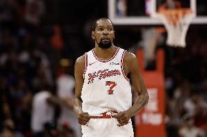 死神遇风雪！杰伦·格林生涯8战杜兰特5胜3负占优 个人数据也不虚