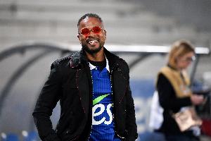 埃弗拉:如今我拥有五家公司,退役后比踢球时成功多了