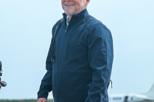 美记：迈克·马龙以6年5000万美元签约北卡 830万年薪NCAA第二高