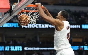 莫布里谈首轮可能打老鹰：今天这场很重要 有点季后赛的氛围