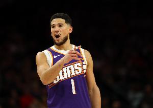 我也有血脉压制！最近6次面对独行侠 布克率队6胜0负保持不败