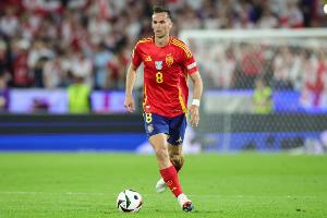 阿斯：法比安左膝髌骨骨裂已缺阵3个月，他的复出还需等待