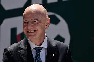 TA:南美足联公开发声支持因凡蒂诺,双方讨论过世界杯扩军至64队