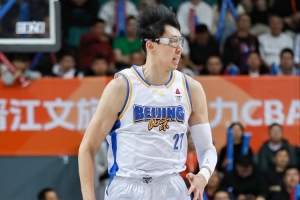 攻防俱佳！周琦9中7高效拿下15分12板1断3帽 正负值+19最高