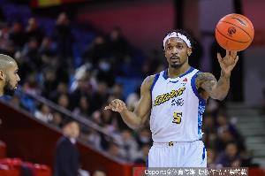 上一次出战还是2月初！媒体人：巴里·布朗今天将复出战宁波