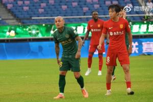 热议李镇全被罚:不太多见,标准立起来了,今后怎么界定辱骂定义