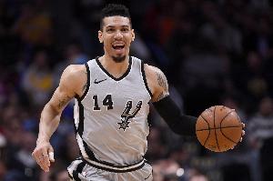 铁林：13&14马刺那么强因阵容稳定 大学篮球都很少一套班底打4年