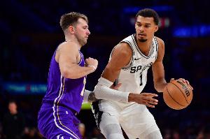 本赛季40+10板场次:文班&东契奇5次并列第一 约基奇4次