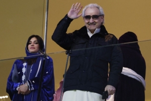 法媒:新月即将被沙特瓦利德王子收购,利物浦总监休斯可能跳槽