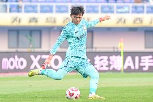 足球报：李昊伤愈复出贡献5次扑救保1分，入选国足只是时间问题