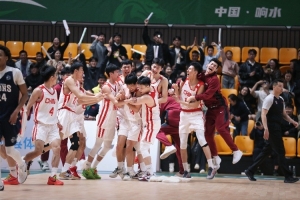 2026中国国青男篮热身赛圆满收官 中国U18男篮罚球绝杀加拿大皇冠