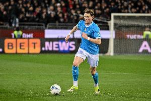 20粒,麦克托米奈是五大联赛近两个赛季进球最多的中前卫