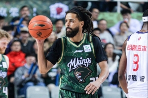 解说：杰曼·科尔就是放鸽子 还这么美化这个行为 又当又立