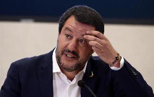 意大利副总理：希望足协主席选举有新面孔，我在圣西罗嘘米兰全队