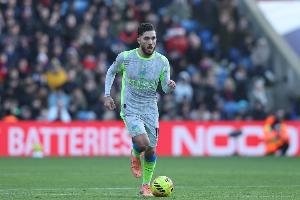 谢尔基本赛季英超已送出10次助攻排在第二，仅次于B费的16次