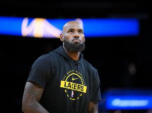 霍里：不知何时是詹姆斯最后一年 希望不是下赛季也不是下下赛季