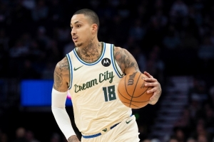 就此沉沦？库兹马本赛季场均13分4.5板2.7助 三分命中率34.7%