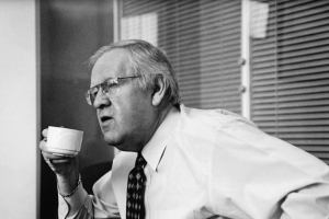 R.I.P.切尔西前总经理科林·哈钦森去世,享年86岁