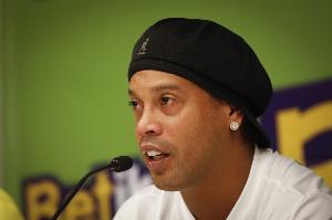 世体:小罗在巴黎时赛前去酒吧玩通宵,至今记恨主帅把自己放替补