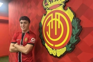 每体：比尔希利打进个人西甲首球，巴萨仍在关注这位青训边锋