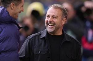 TA:巴萨今夏不会进行海外季前巡回赛,届时可能在英国训练和比赛