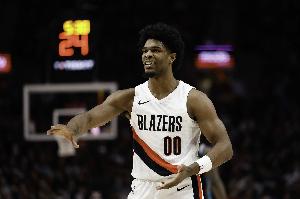 亨德森:热爱篮球远离它很痛苦 联盟很多人只是擅长但不热爱篮球