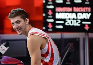 帕森斯:球员的投票根本都是瞎填的 我打球时所有调查我都投哈登