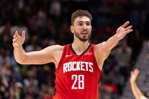 乔·约翰逊:我预测火箭将晋级 湖人没人能防申京