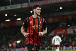 奥莱报：多家豪门俱乐部有意塞内西，球员梦想参加世界杯