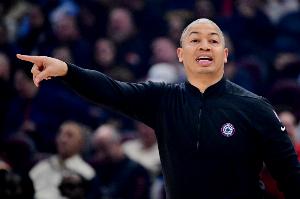 卢谈比赛紧迫感：附加赛是一场定胜负 我们绝不能犯执行错误