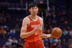 杨瀚森晋级季后赛!上一次晋级的中国球员是周琦 首轮拿到2分